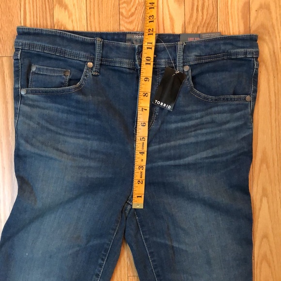 TORRID size 10R mid rise luxe super skinny - Picture 13 of 16